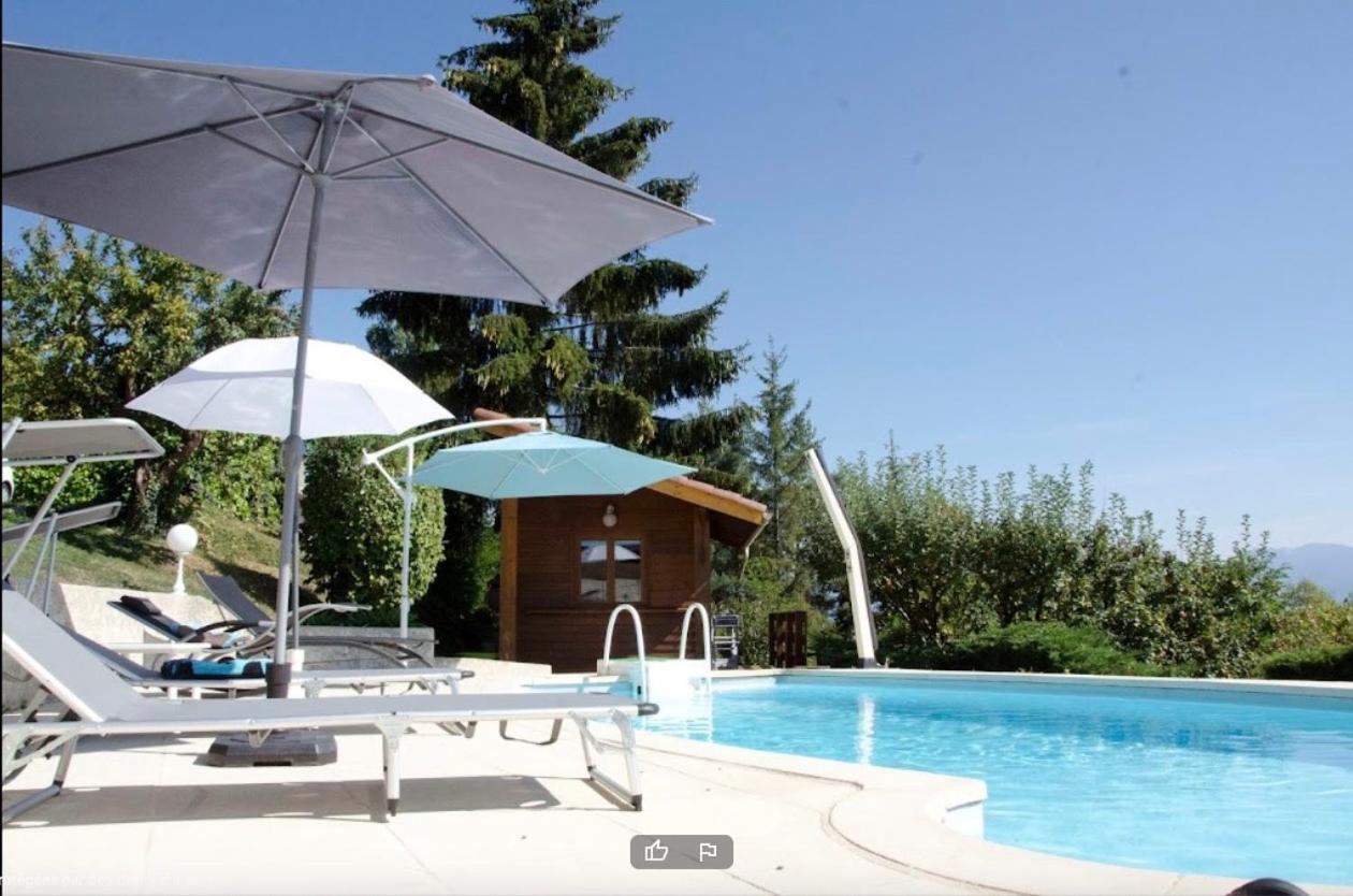 Le Mas Dauphinois Le Grand-Lemps Exterior photo